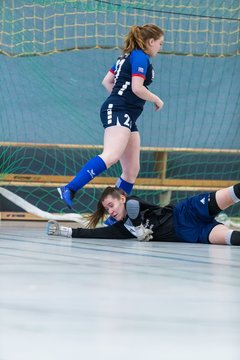 Bild 393 - F Loewinnen Hallen Cup